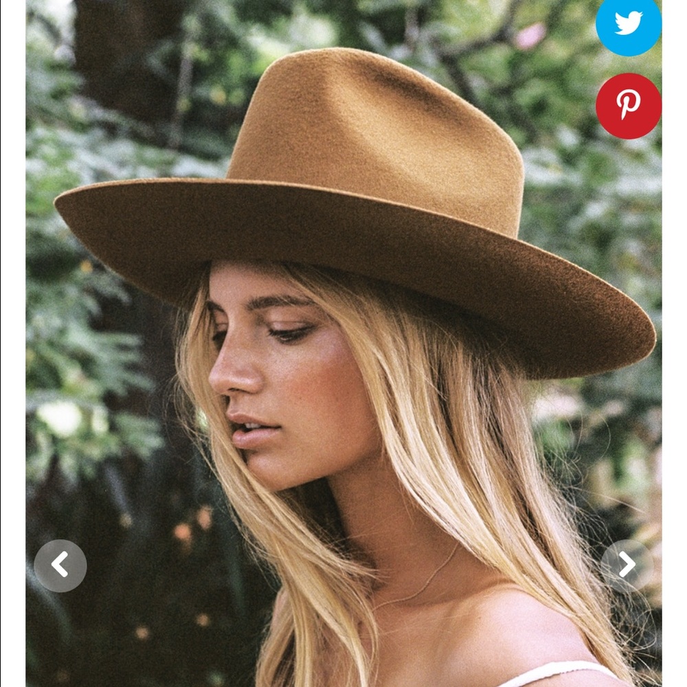 Brand new Lack of color goldfinger hat